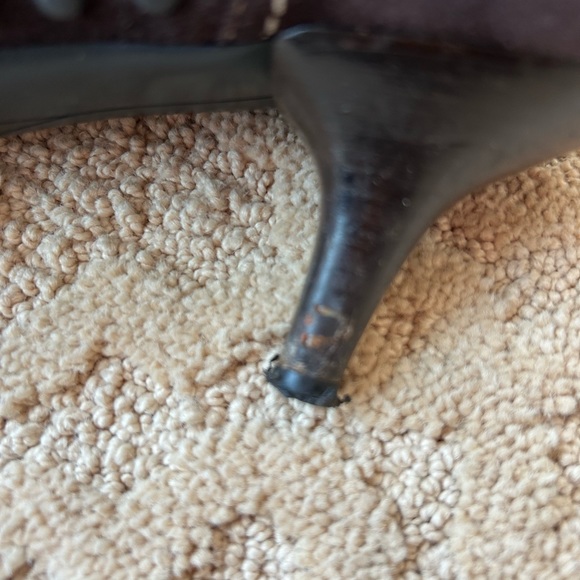 TOD’S Pump - Picture 9 of 9